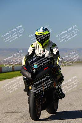 media/Feb-11-2024-TrackDaz (Sun) [[0c6448d9ff]]/Group B/Grid and Front Straight/